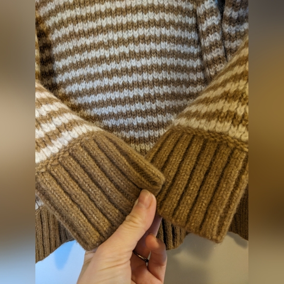 Everlane The Cloud Turtleneck Alpaca Wool Blend in Ginger Root Oat sz M - Picture 4 of 12